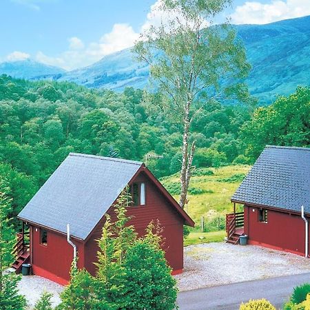 Отель Gairlochy Park Экстерьер фото
